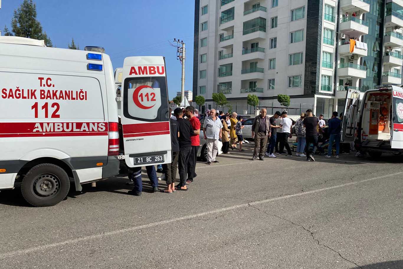 Diyarbakır’da Trafik Kazası 5 Yaralı 4