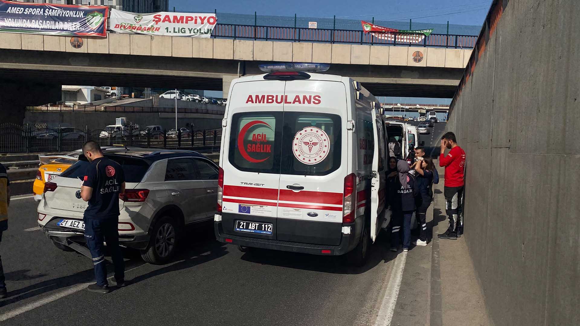 Diyarbakır’da Trafik Kazası 7 Yaralı 2