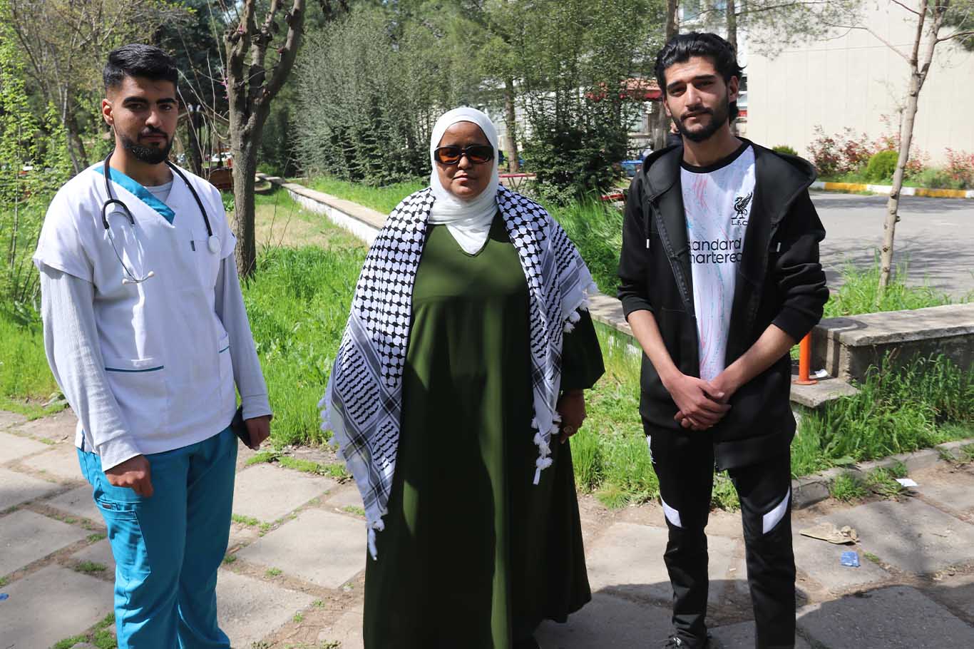 Diyarbakır'daki Filistinli Öğrenciler Bayrama Ailelerinden Uzakta Buruk Bir Şekilde Giriyor 2