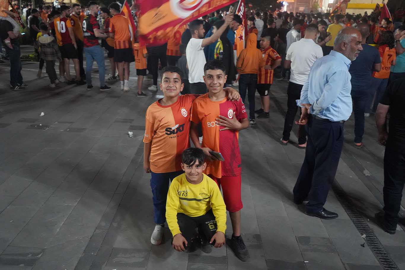 Bismil’de Galatasaray’ın 24’Üncü Şampiyonluğu Kutlandı 8