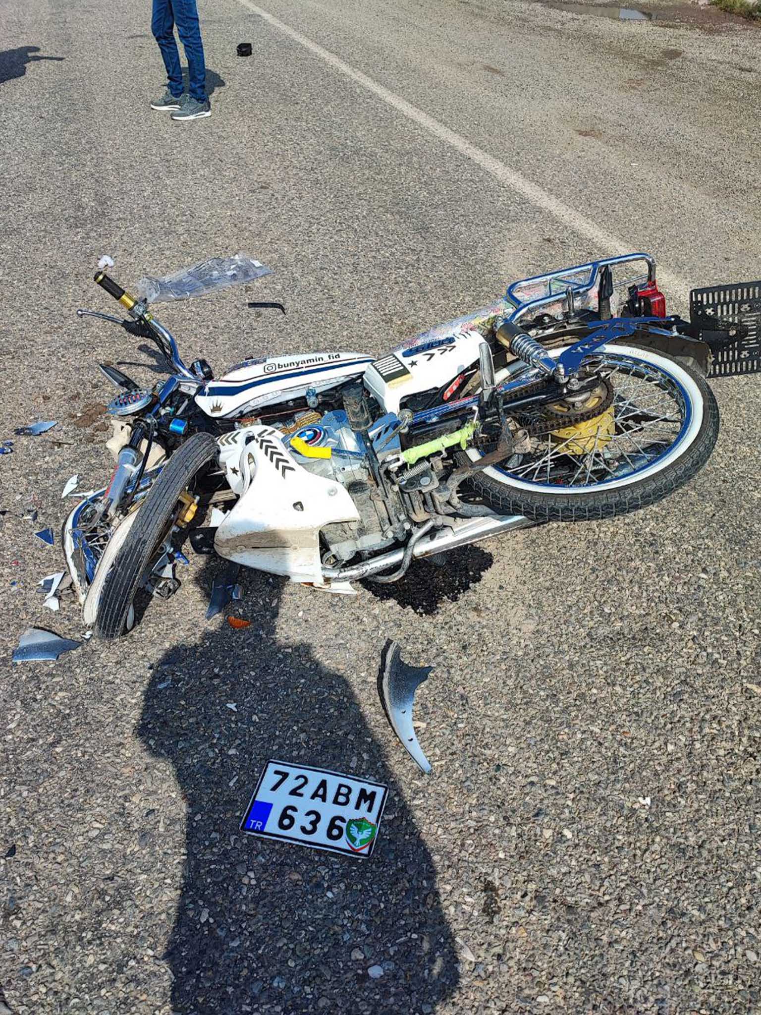 Bismil’de Otomobil Ile Çarpışan Motosikletin Sürücüsü Yaralandı 3