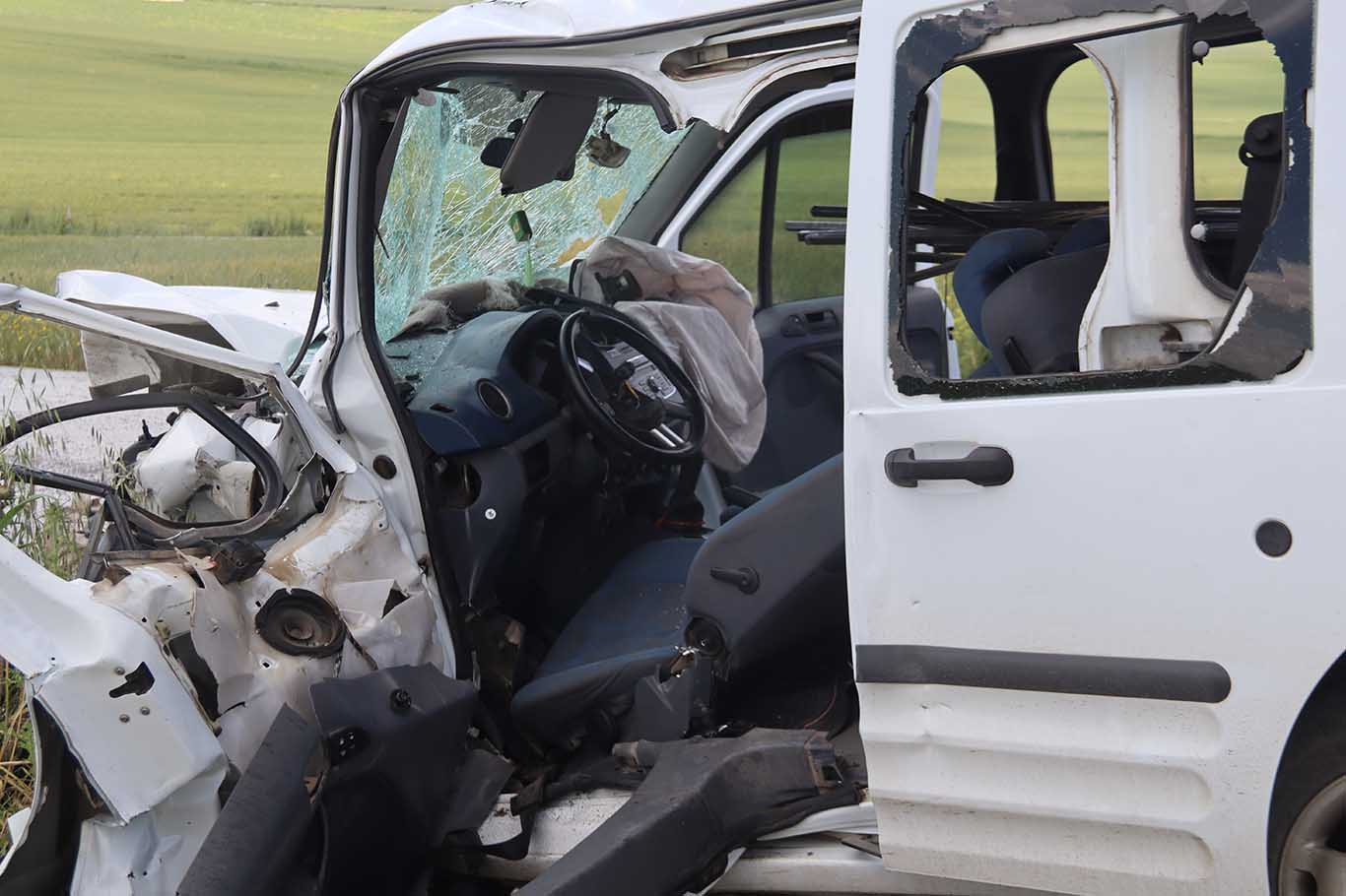 Bismil’de Trafik Kazası 1’I Ağır 2 Yaralı 6