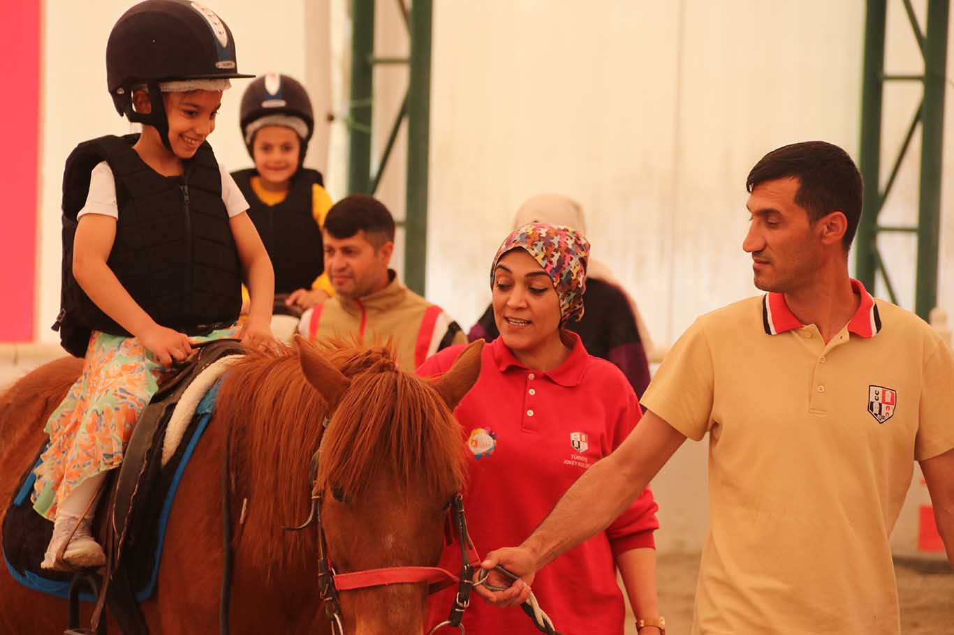 Diyarbakır’da Çocuklara Atlı Terapi 1