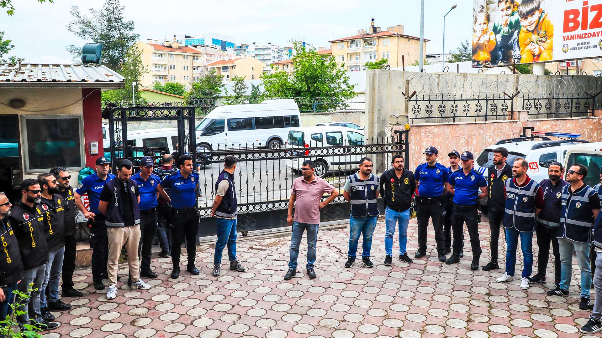 Diyarbakır’da Okul Önlerinde Önlem 3