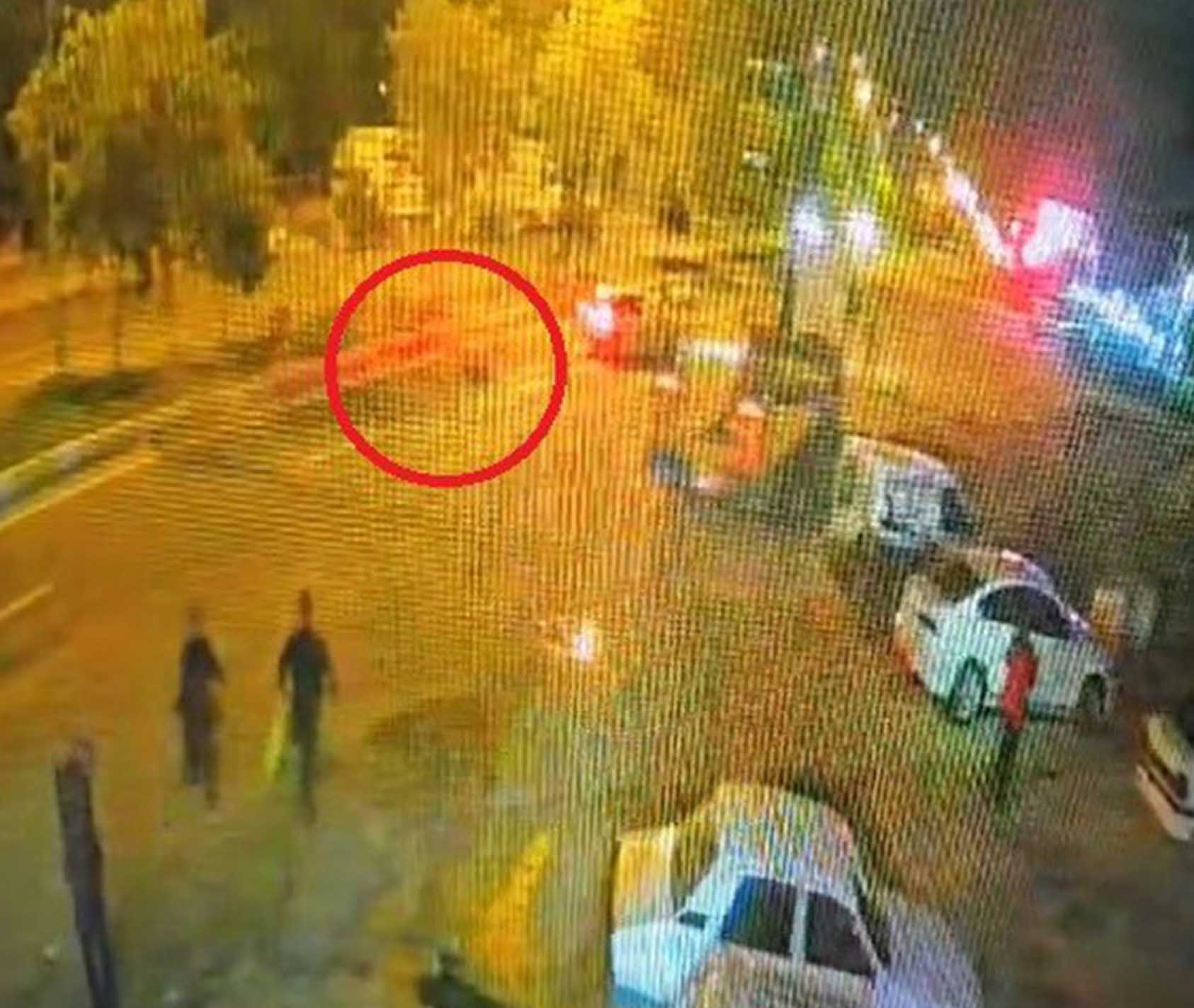 Diyarbakır’da Otomobilin Çarptığı Genç Kız Öldü Kaza Kamerada 2
