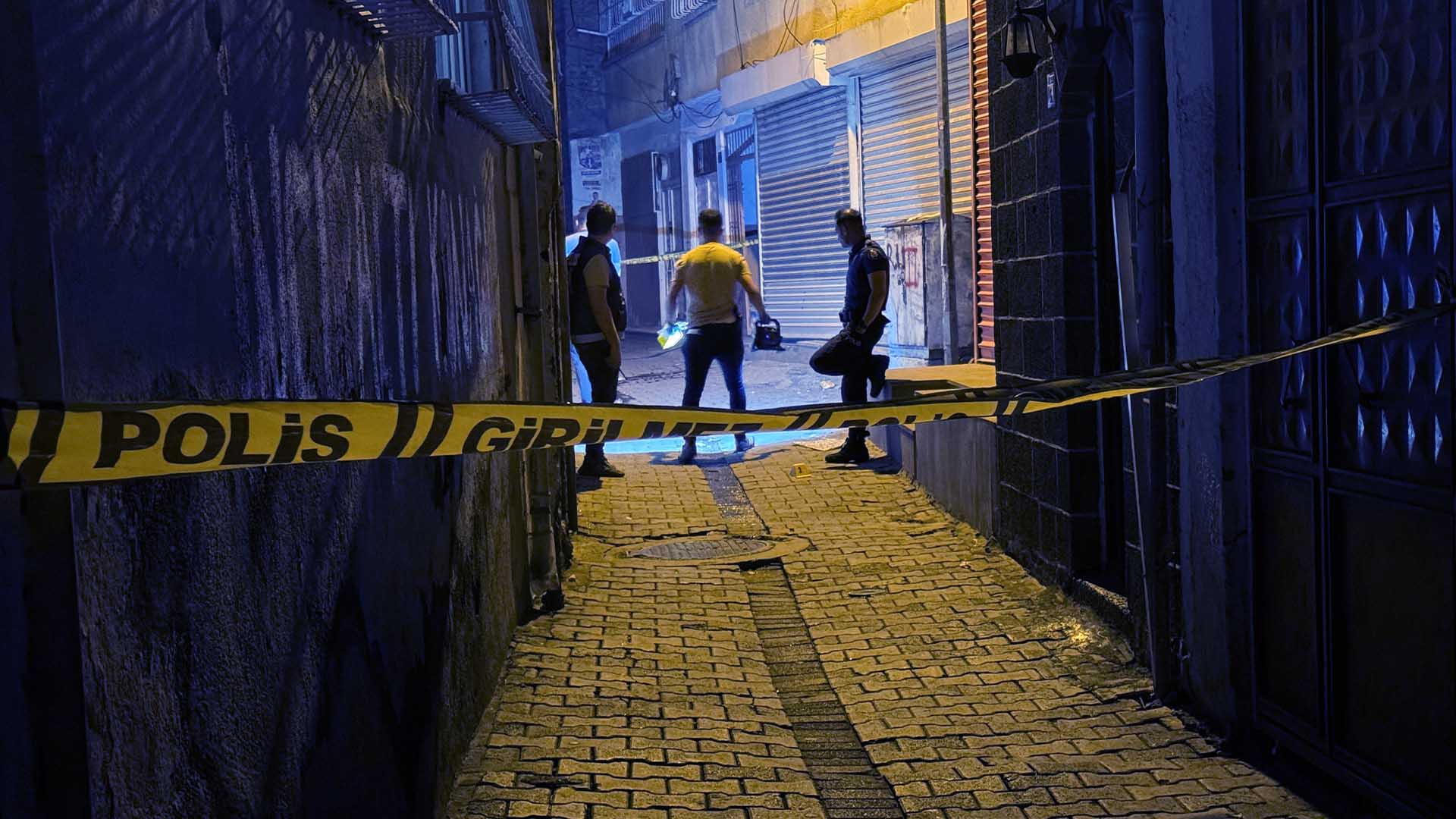 Diyarbakır'da Silahlar Patladı 1 Yaralı 1