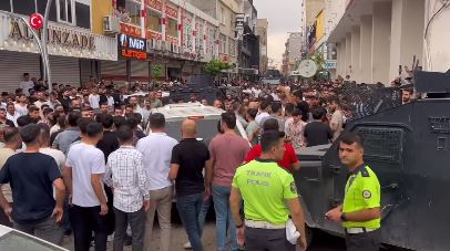 Silopi'de Esnaf, Polisi Protesto Etti! Kargaşa Kameralara Yansıdı 1