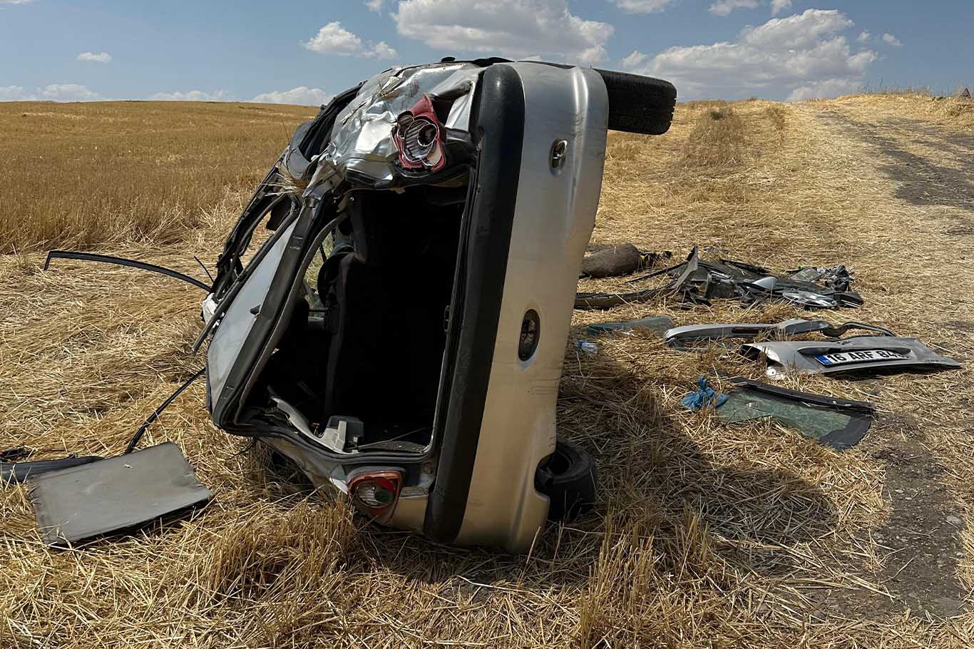 Bismil’de Bu Otomobilden Sağ Çıktı 10