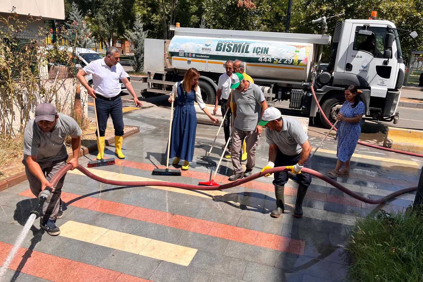 Bismil'de Caddeler Yıkandı 1