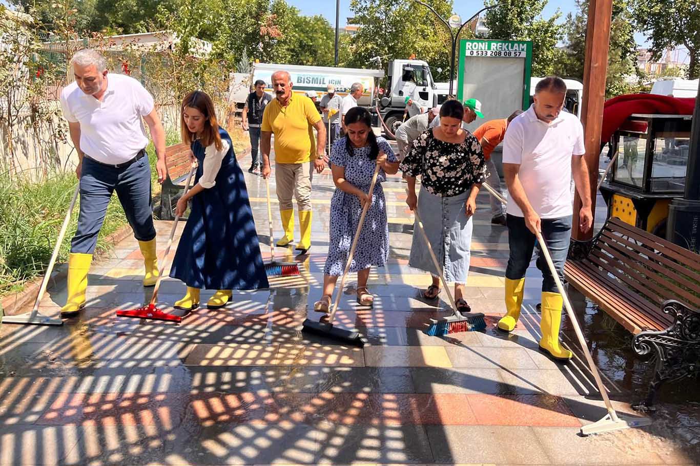 Bismil'de Caddeler Yıkandı 2