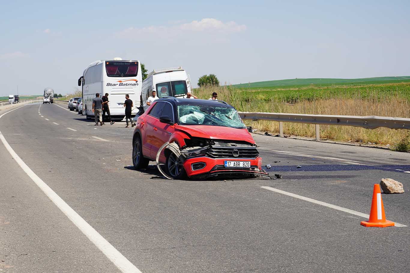 Bismil’de Feci Kaza 12 Yaralı 6