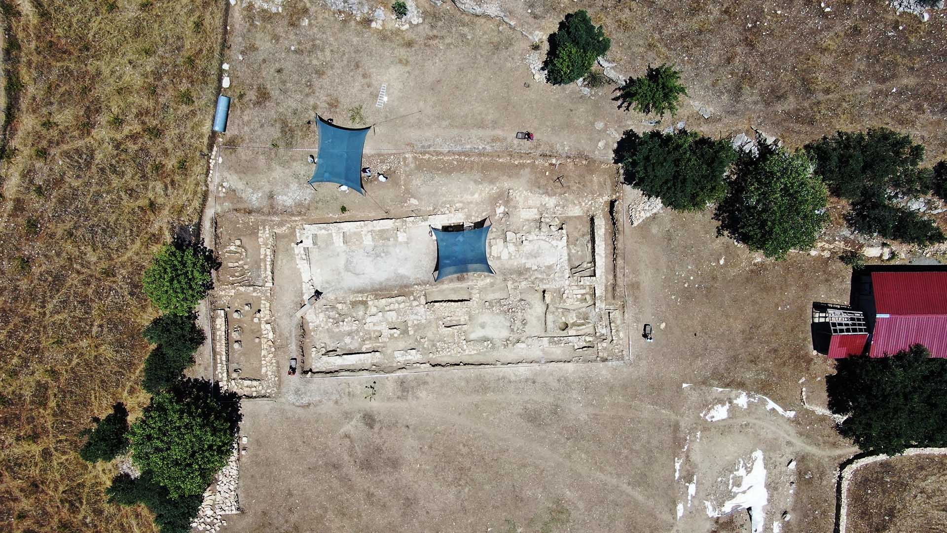 Diyarbakır Kulp’ta Bin 500 Yıllık Kilise Kalıntısında Yeni Eserler Bulundu 4