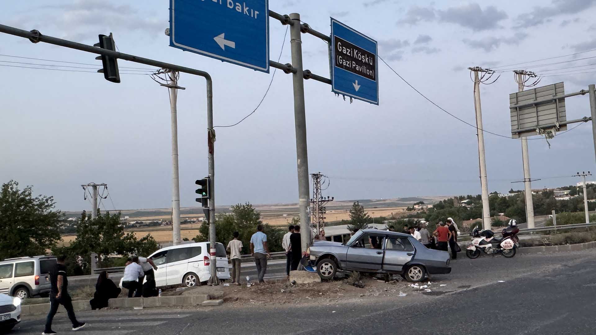 Diyarbakır’da Feci Kaza 5 Yaralı 1