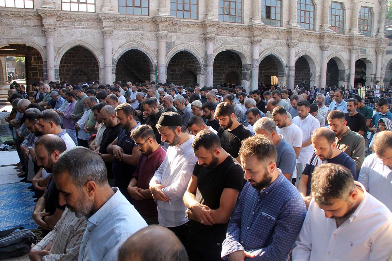 Diyarbakır’da Heniyye Için Toplandılar 12