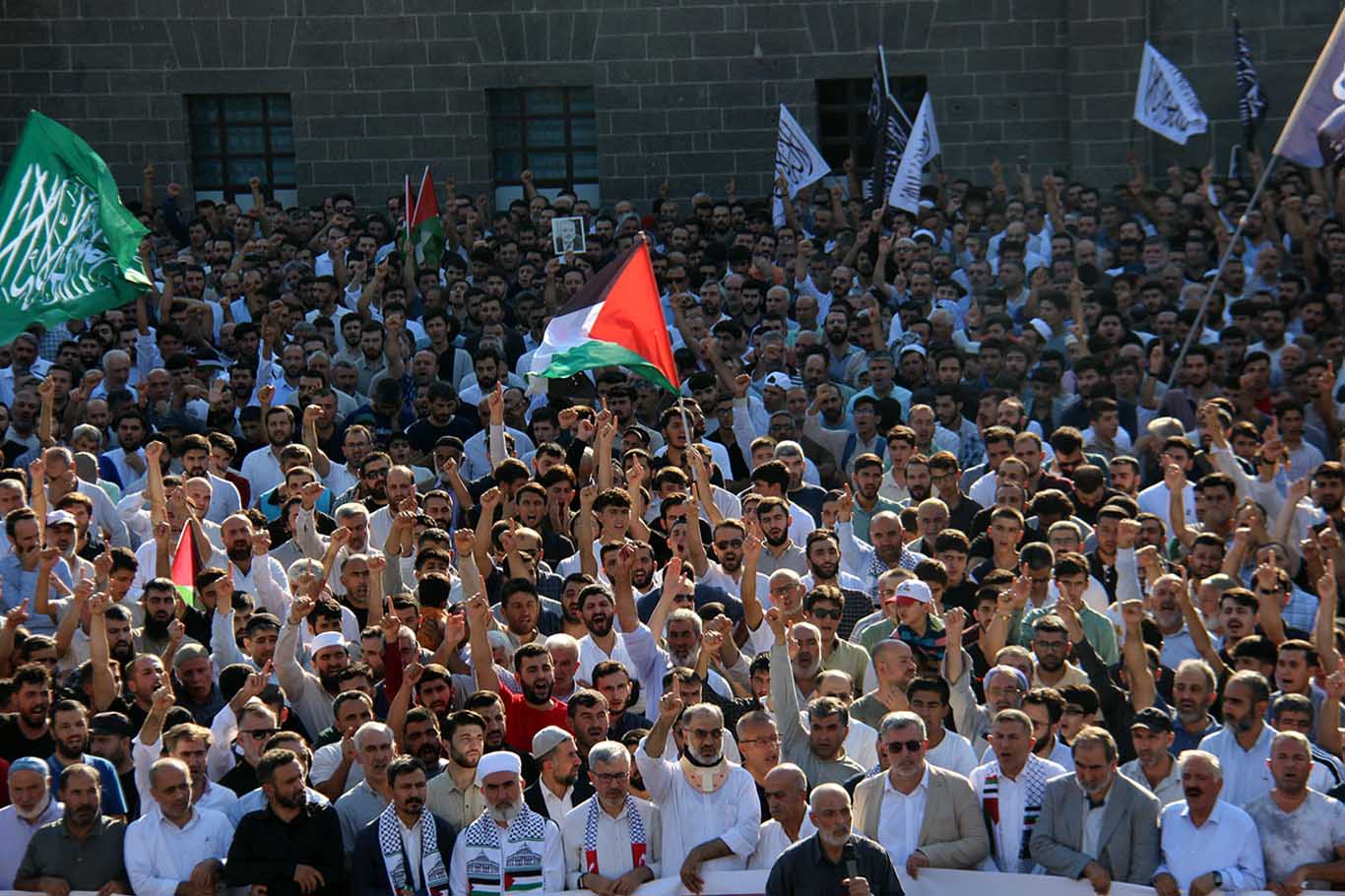 Diyarbakır’da Heniyye Için Toplandılar 13