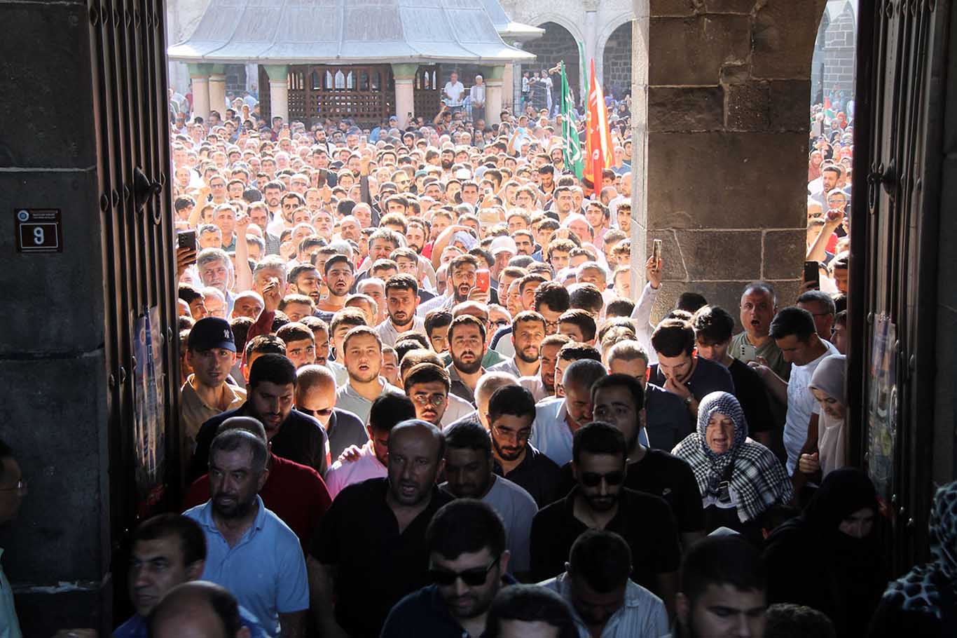 Diyarbakır’da Heniyye Için Toplandılar 15