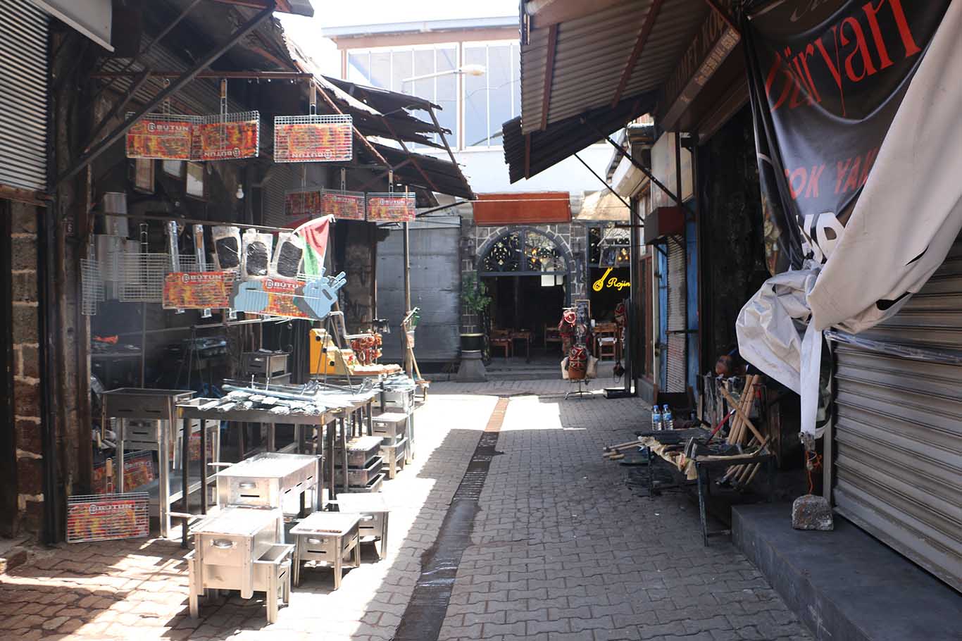 Diyarbakır'da Kavurucu Ateş Önünde Baba Mesleğini 24 Yıldır Sürdürüyor 4