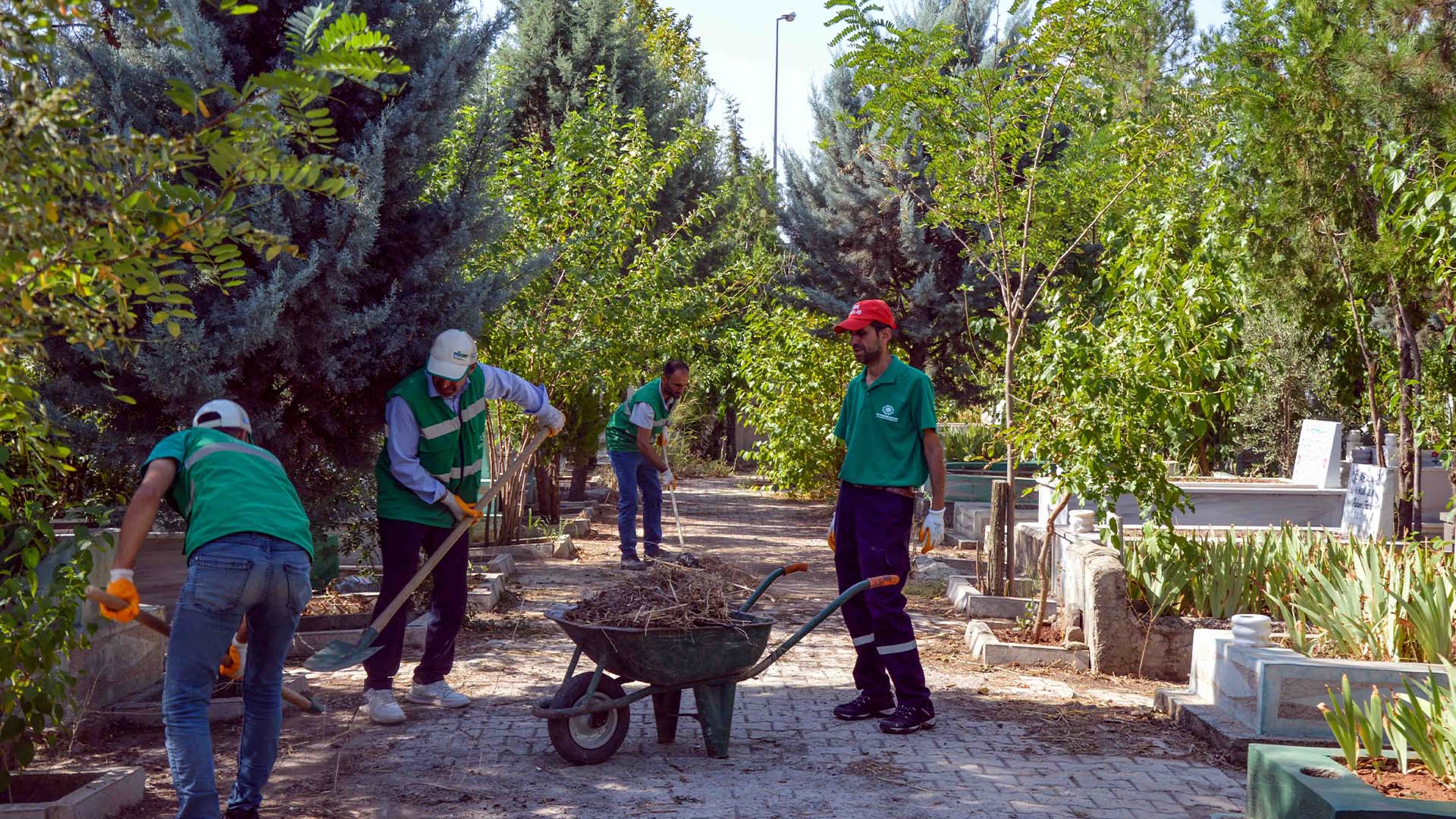 Diyarbakır'da Mezarlıklar İçin Ekip Oluşturuldu3