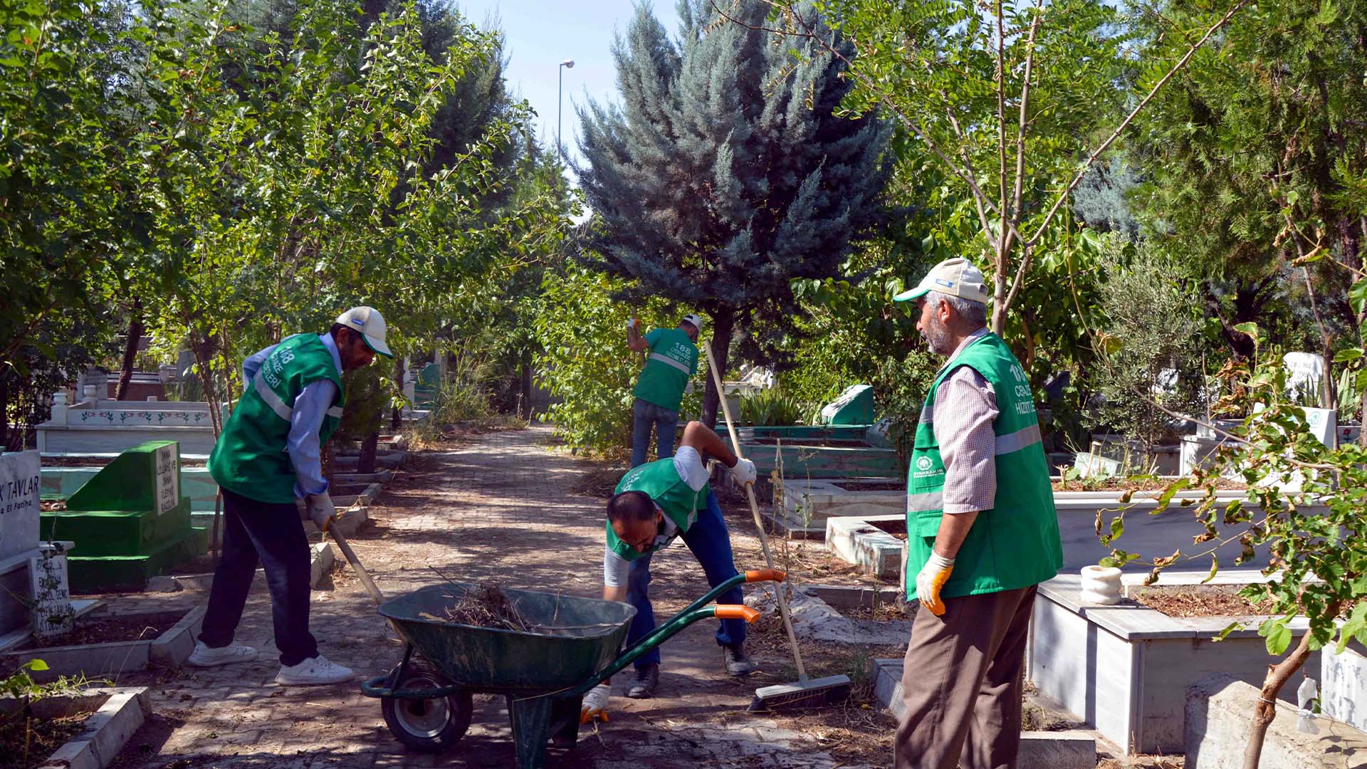 Diyarbakır'da Mezarlıklar İçin Ekip Oluşturuldu4