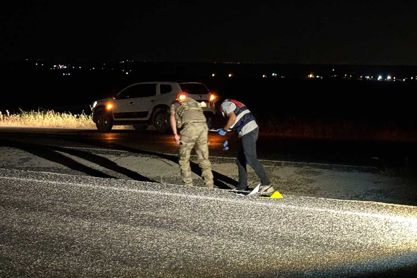 Diyarbakır’da Seyir Halindeki Otomobil Tarandı 1