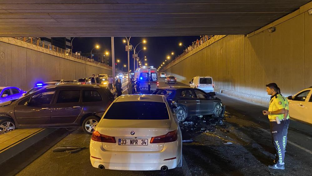 Diyarbakır'da Zincirleme Kaza 8 Yaralı 5