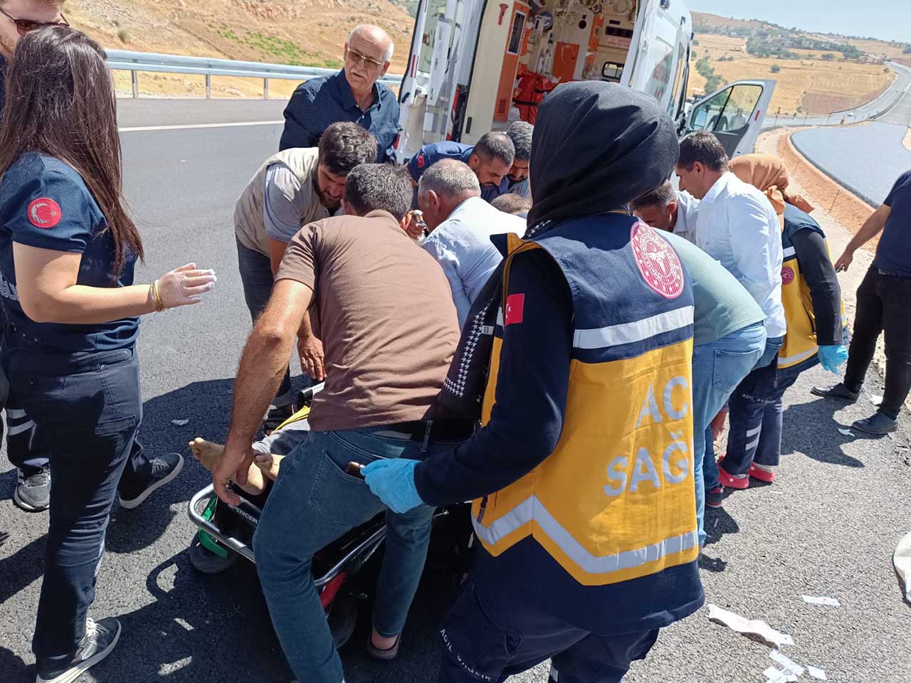 Kahta Diyarbakır Yolunda Kaza 1 Ölü, 3 Yaralı 3