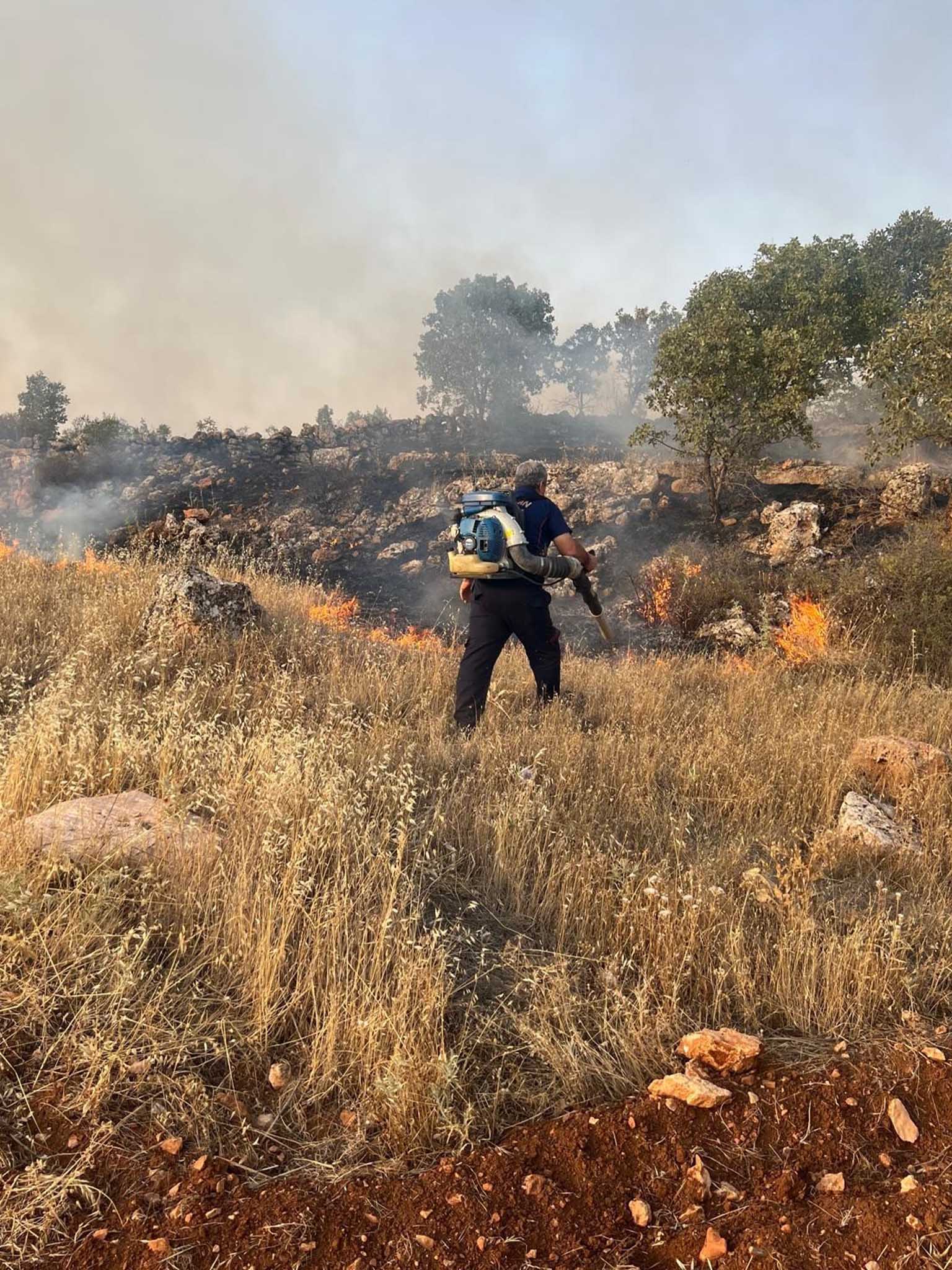 Mardin’de 3 Ilçede Çıkan Yangınlar Kontrol Altına Alındı 1