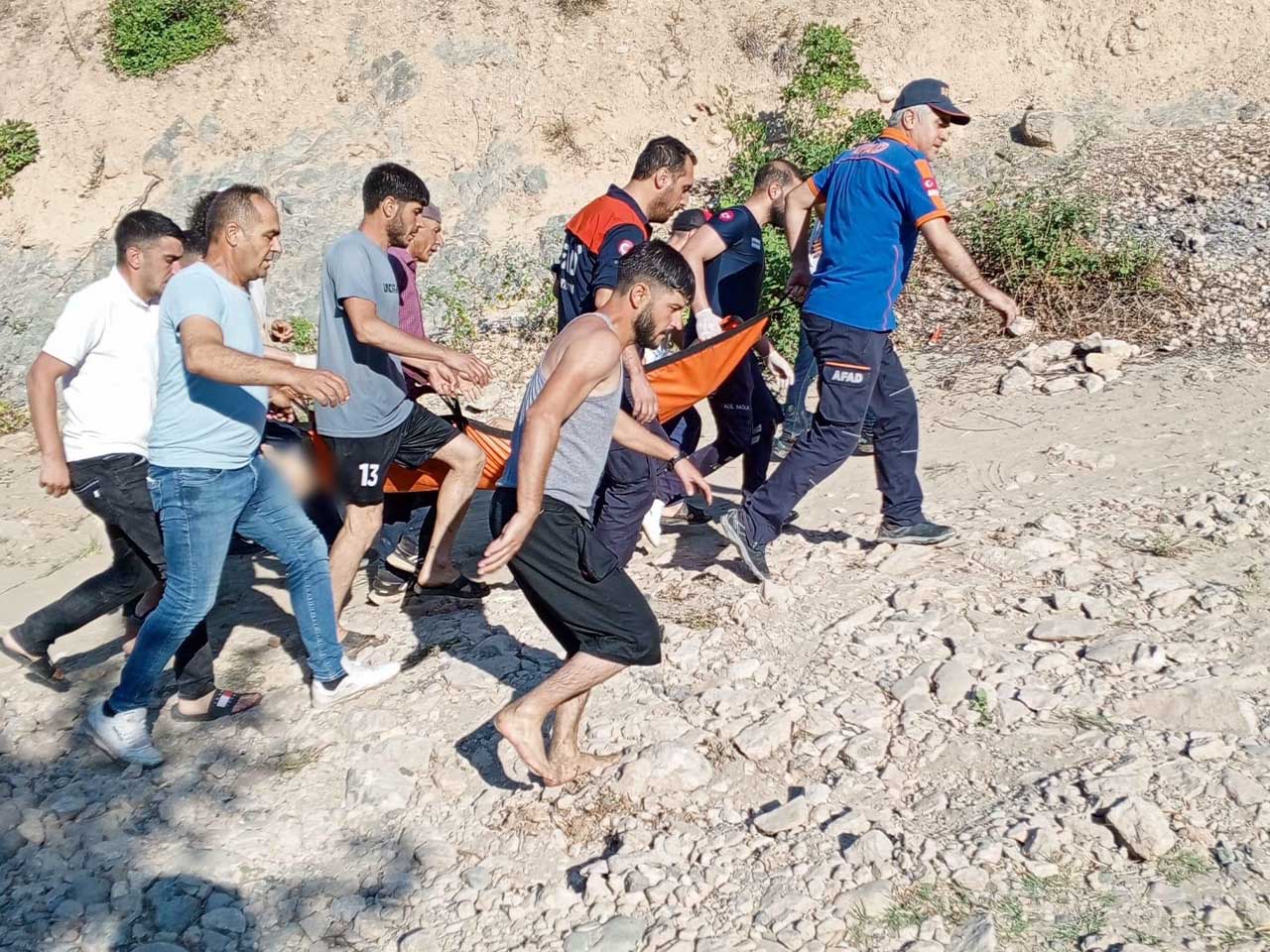 Piknikte Dicle Nehri’nde Boğuldu 4