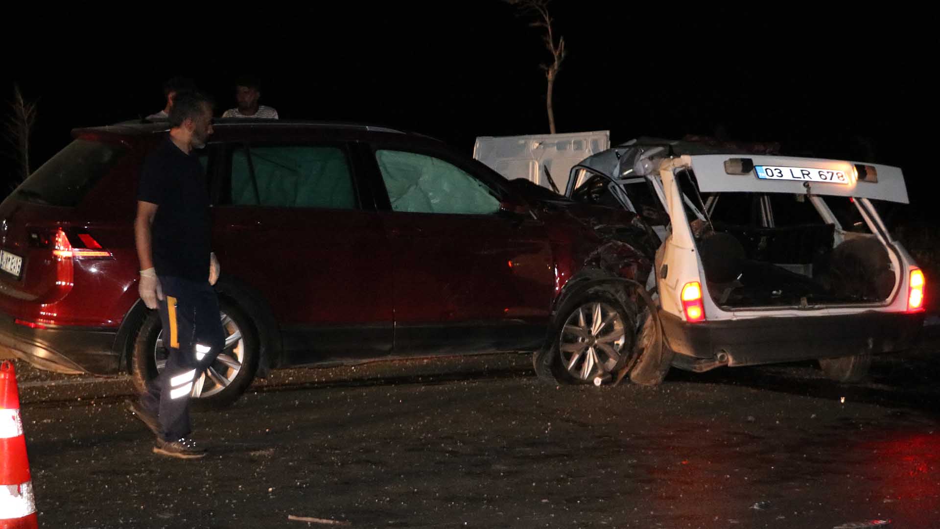 2 Otomobil Çarpıştı; Yaşlı Karı Koca Öldü, 2'Si Çocuk 4 Kişi Yaralandı 3