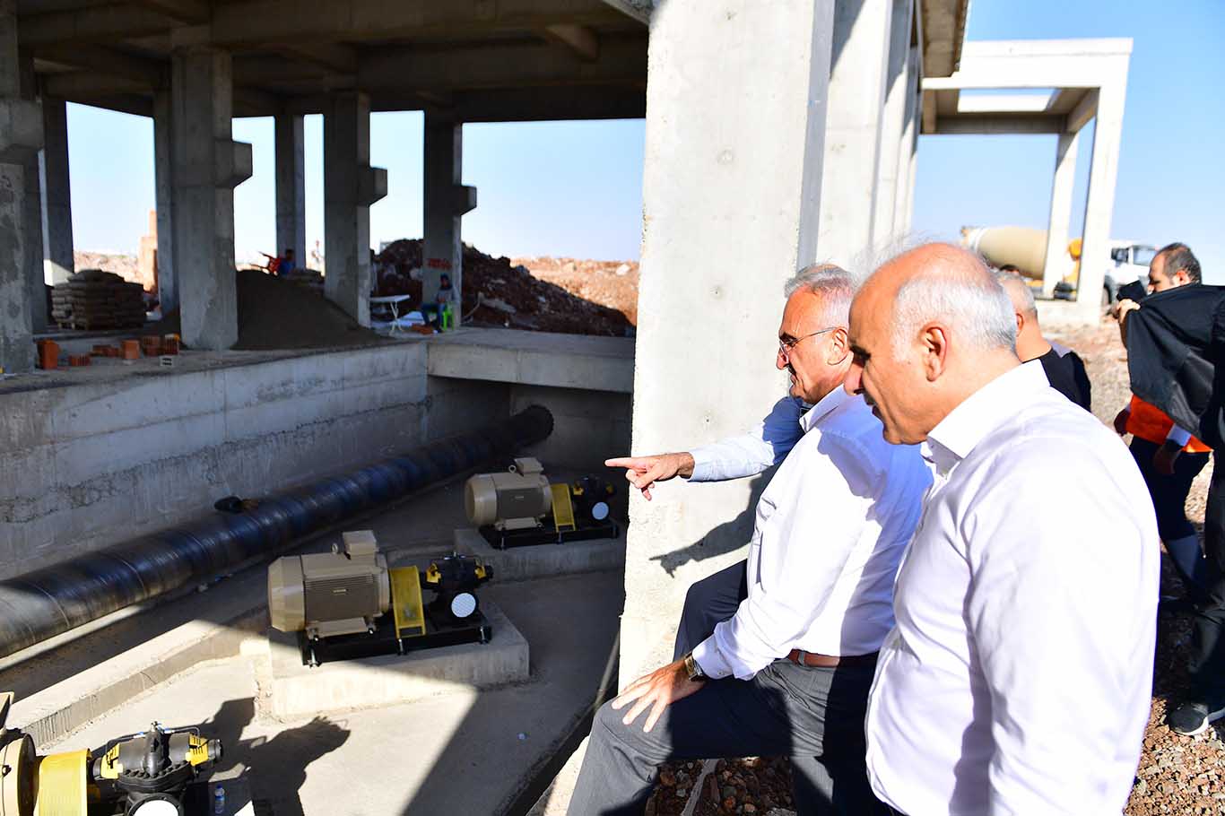 Bakan Yardımcısı Karaloğlu Ve Afad Başkanı Memiş Diyarbakır’da 1