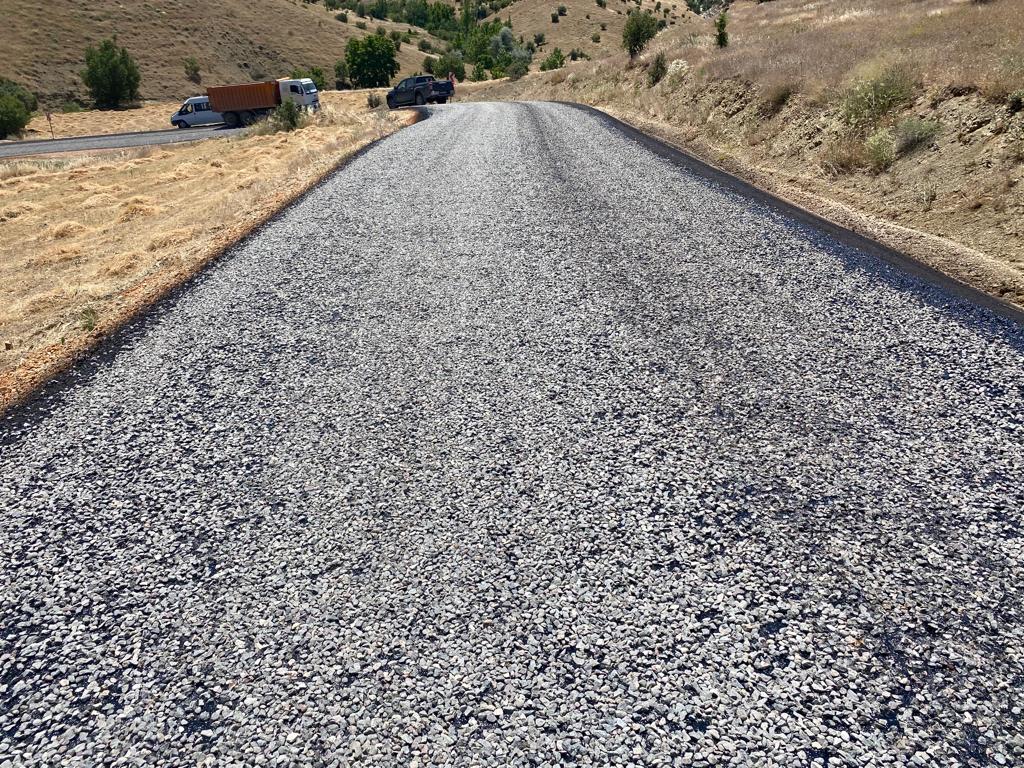 Di̇yarbakir'da 190 Ki̇lometre Yeni̇ Yol Tamamlandi (2)