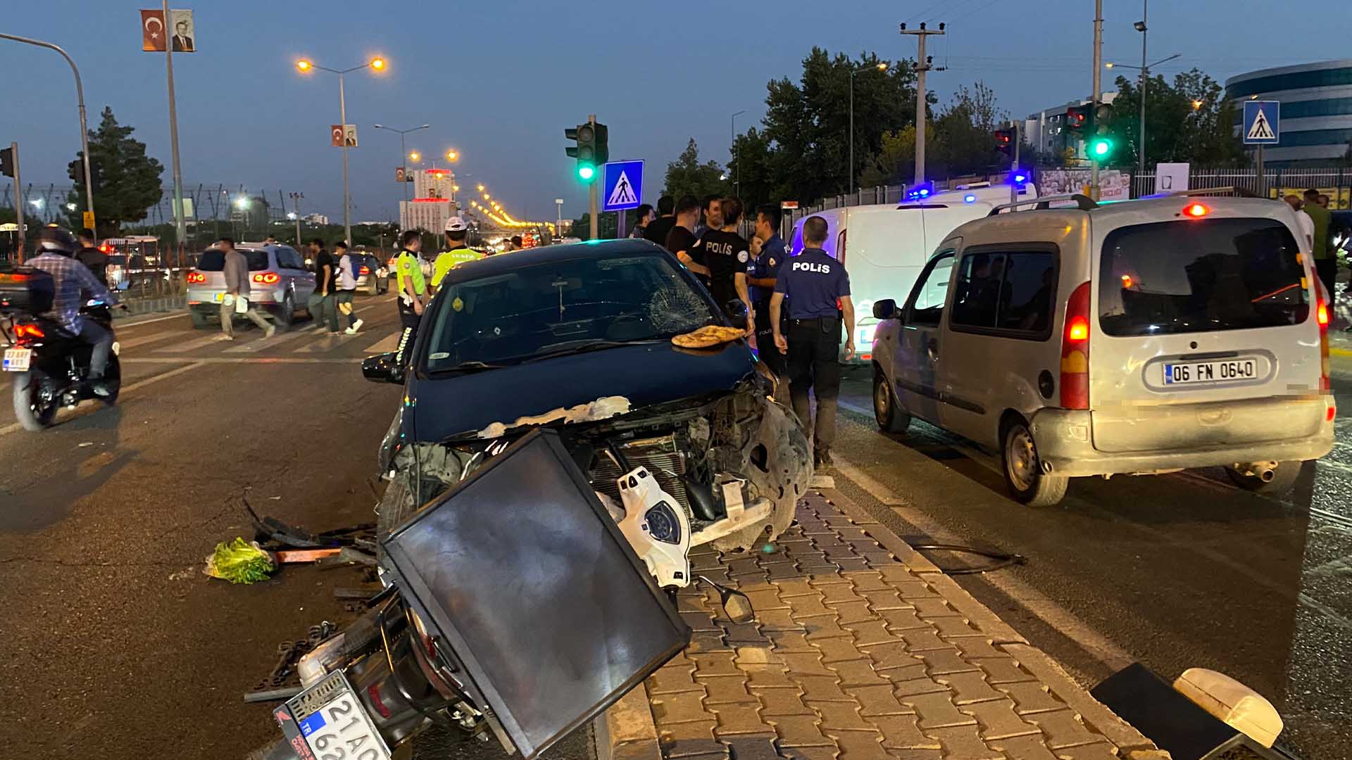 Diyarbakır’da Alkollü Sürücü Dehşeti 5 Yaralı