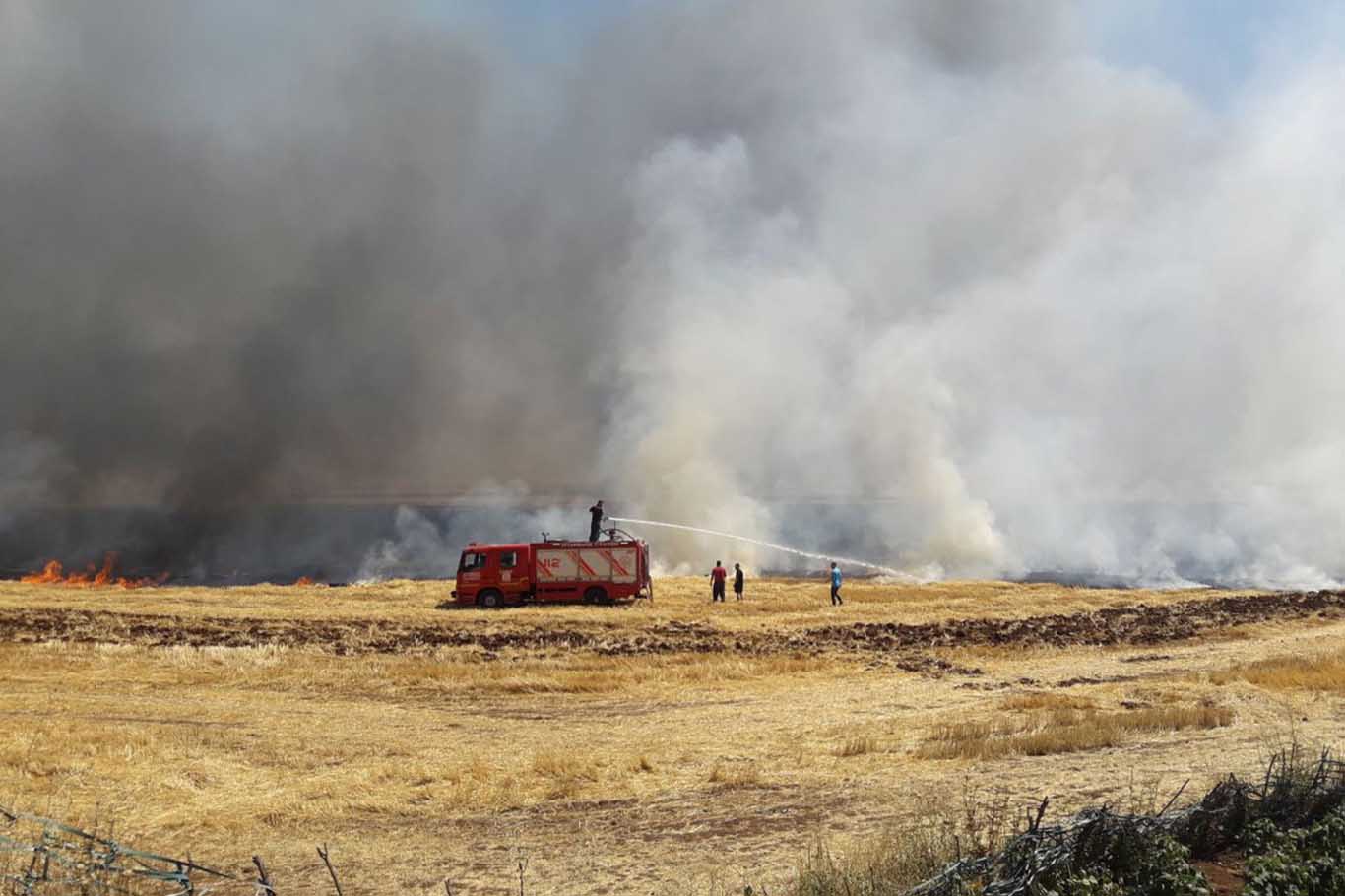 Diyarbakır'da Anız Yangınına Müdahalelere Sürüyor 6