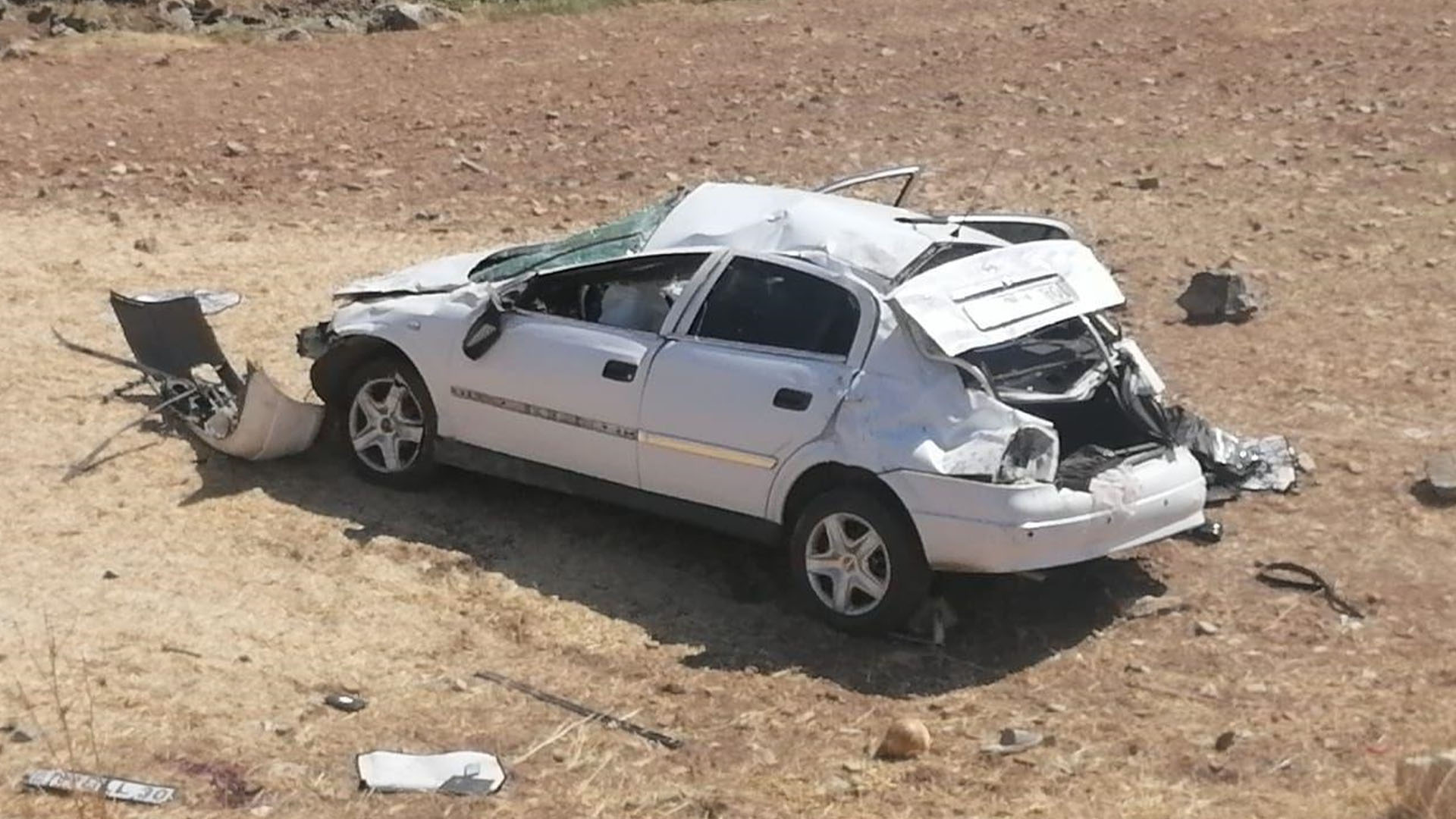 Di̇yarbakir'da Yaşanan Kazada 1 Ki̇şi̇ Öldü, 3 Ki̇şi̇ Yaralandi 1