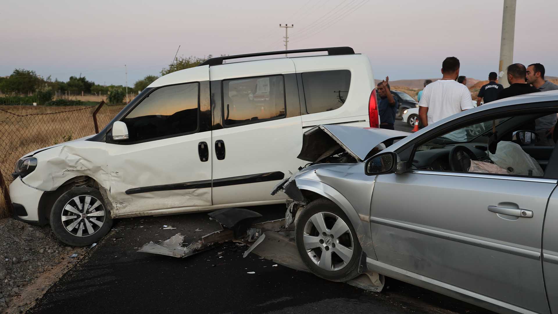 Elazığ’da Trafik Kazası 6 Yaralı 1