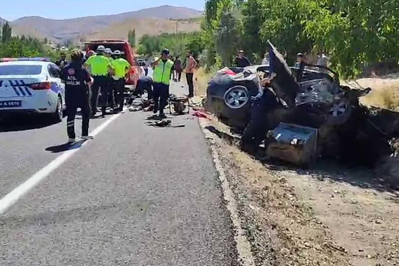 Menfeze Çarpan Otomobildeki 3 Kişi Öldü, 1 Kişi Ağır Yaralandı 7