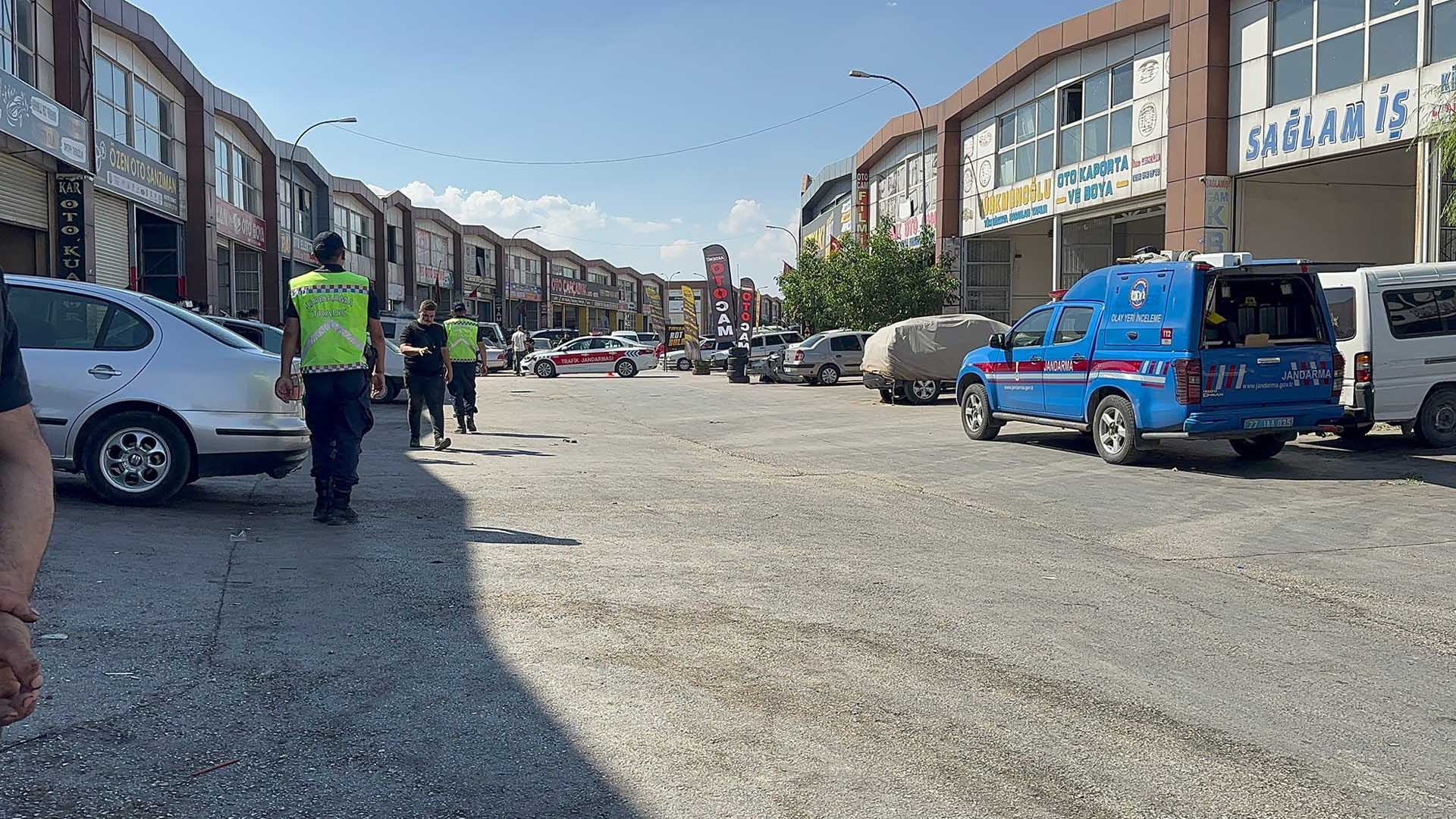 Namaz Kilmak İçi̇n Cami̇ye Gi̇derken Mermi̇ni̇n Hedefi̇ Oldu 3