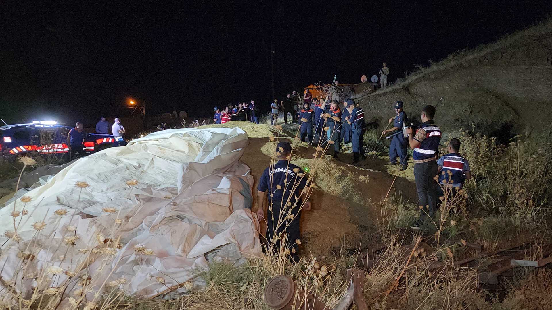 Narin'i Arama Çalışmaları; Ihbar Üzerine Yer Altı Görüntüleme Cihazı Ile Arama Yapıldı 5