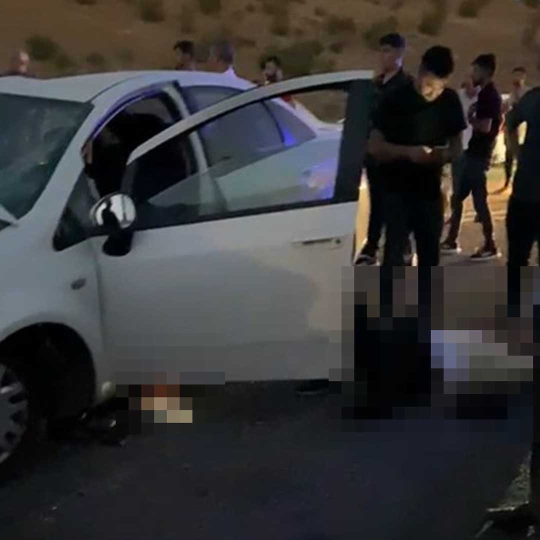 Otomobiller Kafa Kafaya Çarpıştı 1 Ölü, 3 Yaralı 4