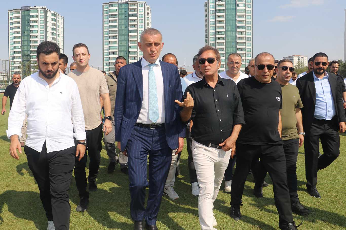 Tff Başkanı Hacıosmanoğlu Amedspor Tesislerinde Konuştu 4