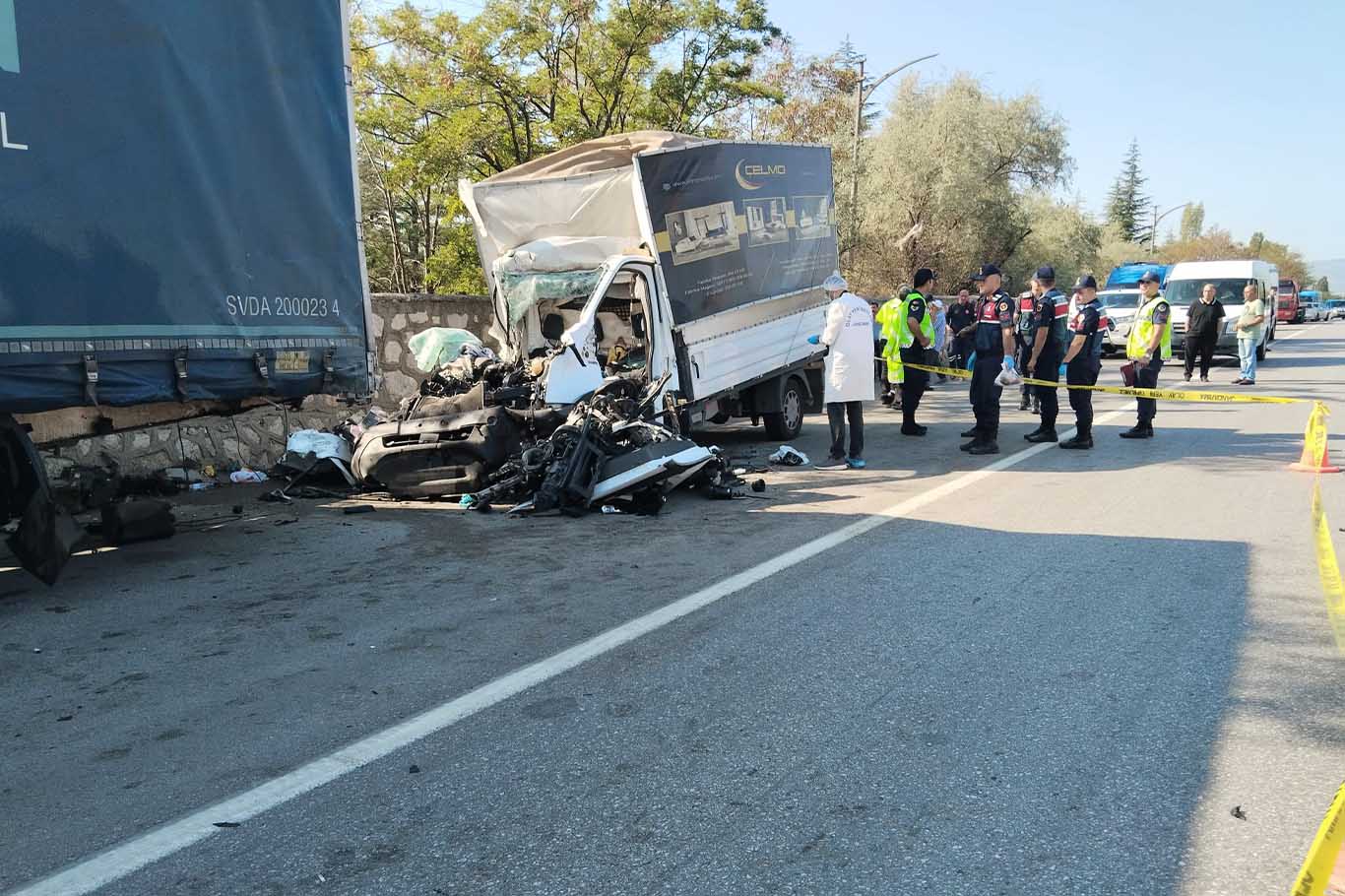 Trafik Kazalarında 7 Kişi Öldü 1