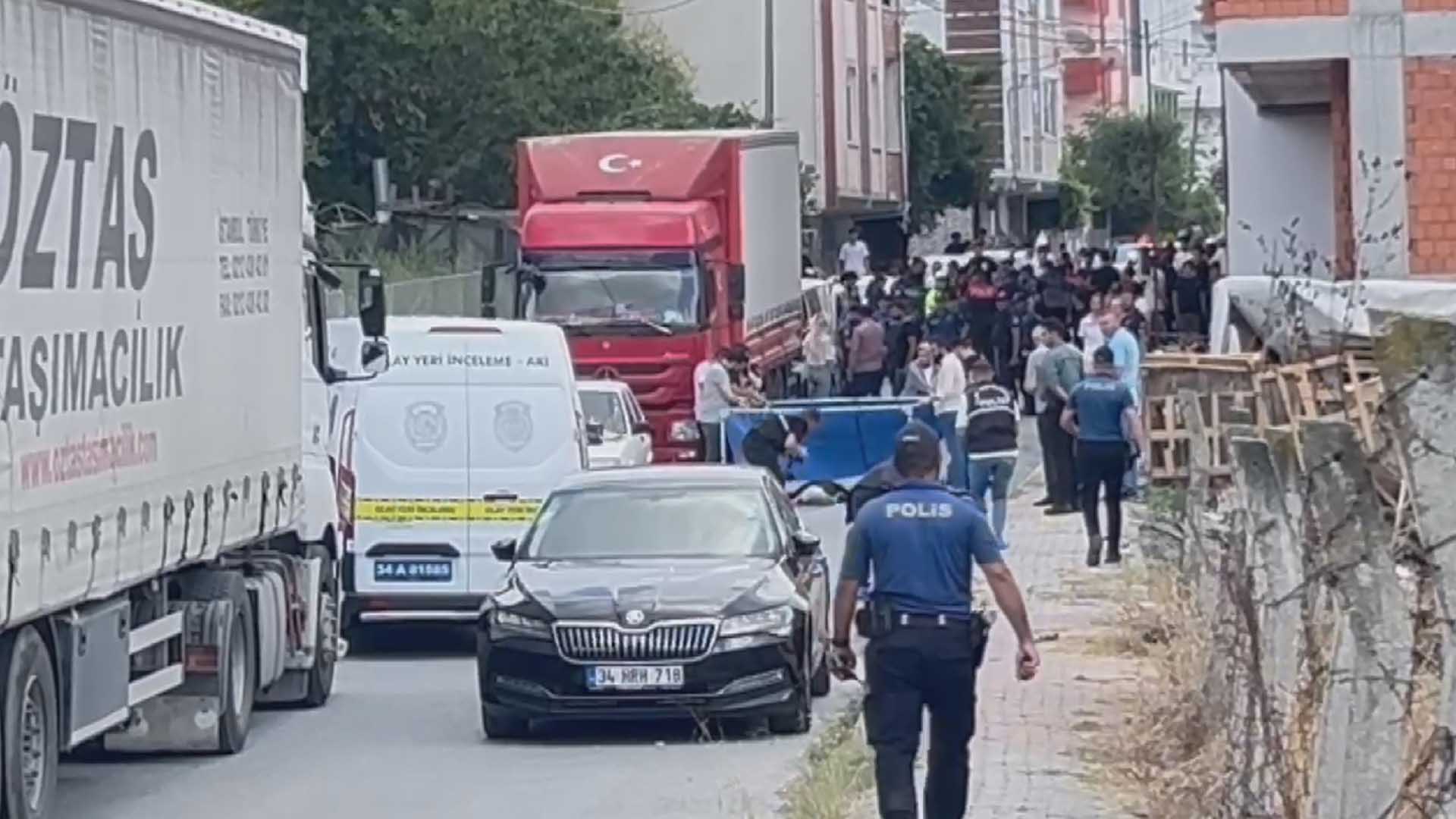 Vatandaşlar Linç Etmek Istedi, Polis Güçlükle Gözaltına Aldı 2