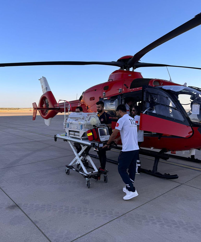 Yeni Doğan Bebek, Ambulans Helikopterle Diyarbakır’a Sevk Edildi 1