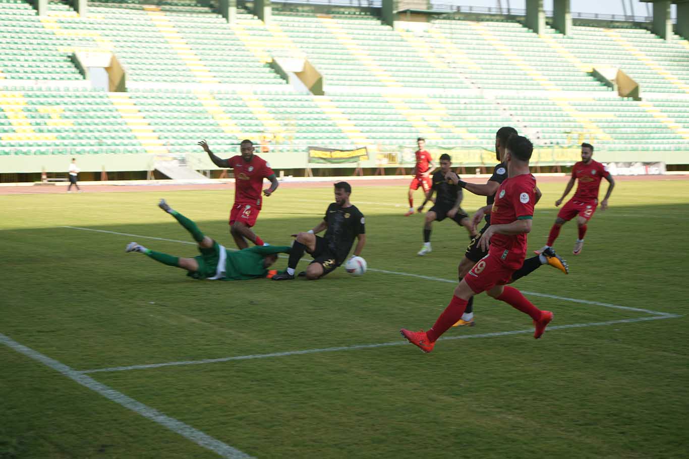 Amedspor Deplasmanda Malatya’ya Gol Yağdırdı 4