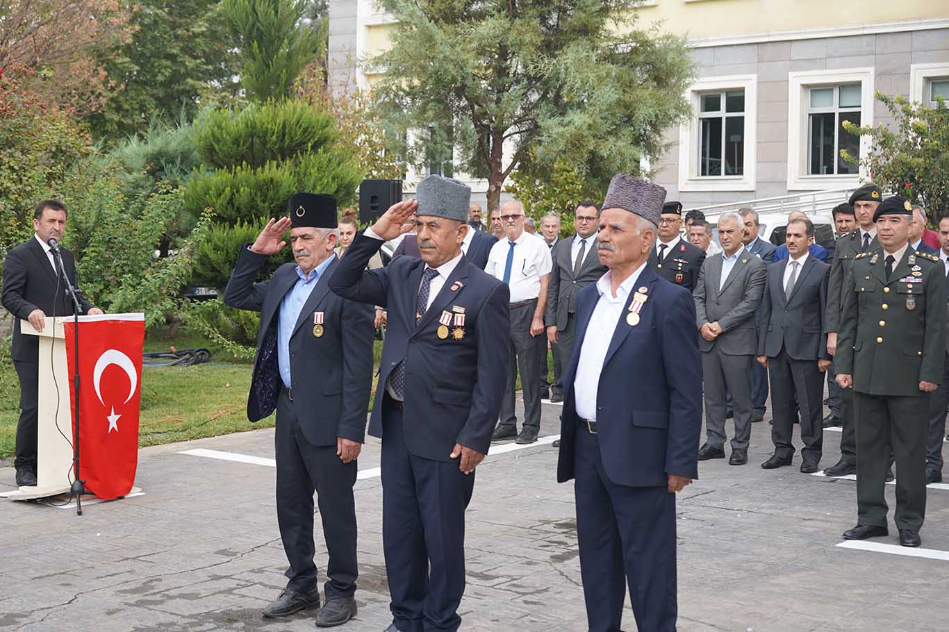 Bismil’de 19 Eylül Gaziler Günü Törenle Kutlandı 3