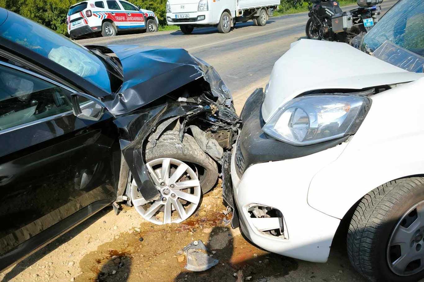 Diyarbakır’da Görev Yapan Kaymakam Trafik Kazasında Yaralandı 2