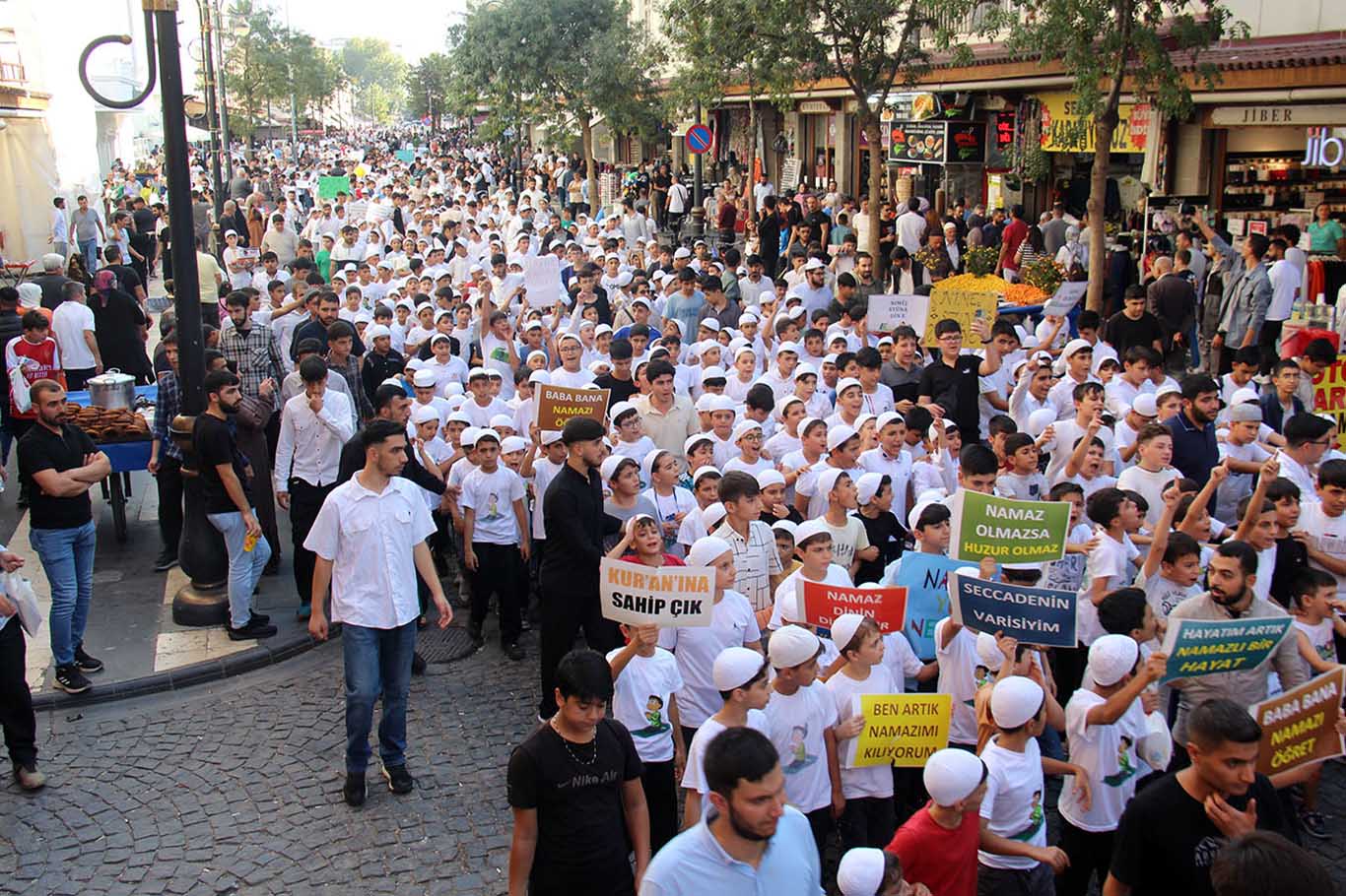 Diyarbakır'da Hayat Namazla Güzeldir Etkinliğinin Finali Yapıldı 8