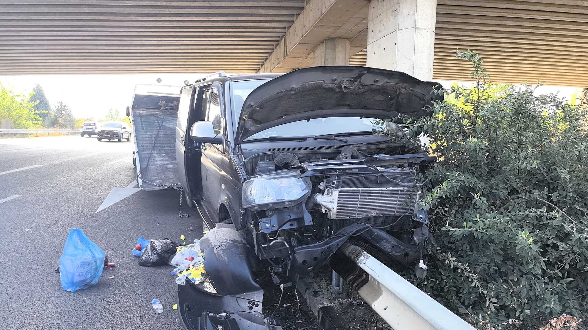 Diyarbakır’daki Taziyeden Dönen Aile Kaza Yaptı 3