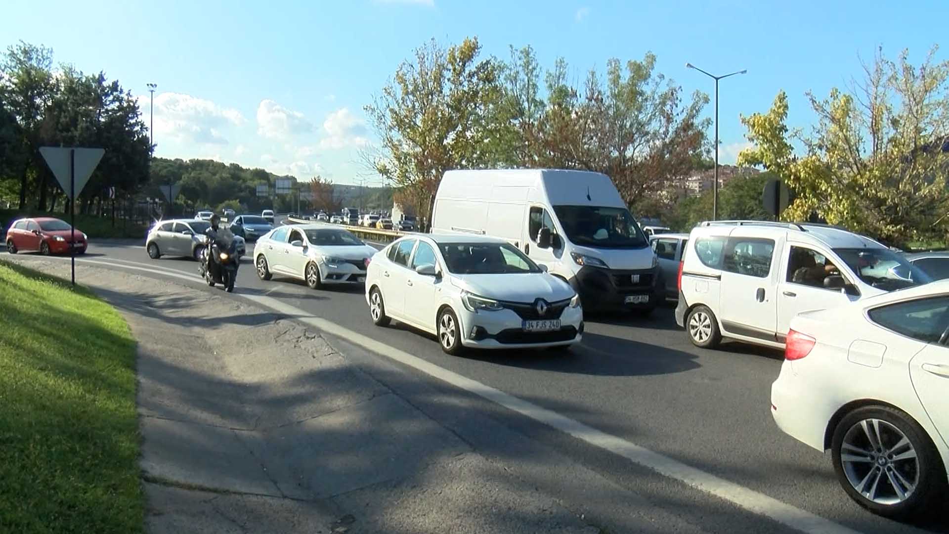 İstanbul'da Bomba Alarmı Çok Sayıda Polis Ekibi Sevk Edildi 3