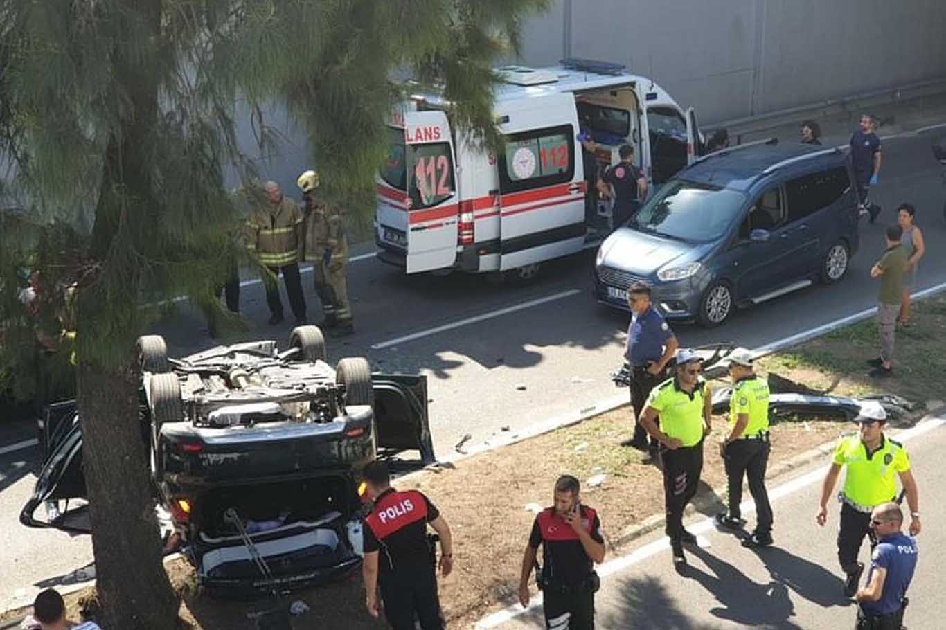 İzmir'de Feci Kaza 5 Kadından 3'Ü Öldü 10